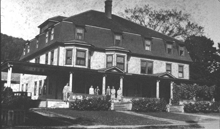 Rochester Inn s43.jpg